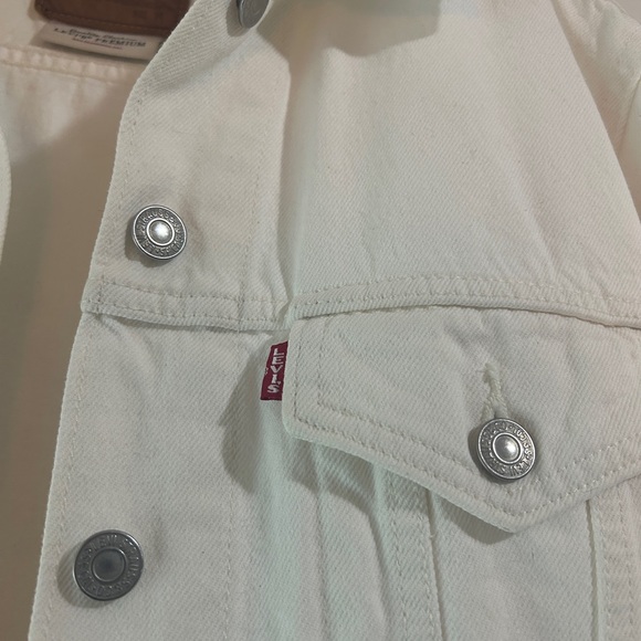 Levi’s Ex-Boyfriend Trucker Jacket - Picture 7 of 10